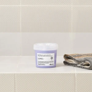 Davines New LOVE Smoothing Instant Mask - Ekspresowa maska wygładzająca 250 ml