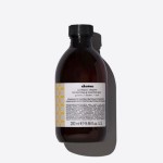 Davines Alchemic Golden - szampon podkreślający kolor włosów złotych i miodowych blondów 280 ml