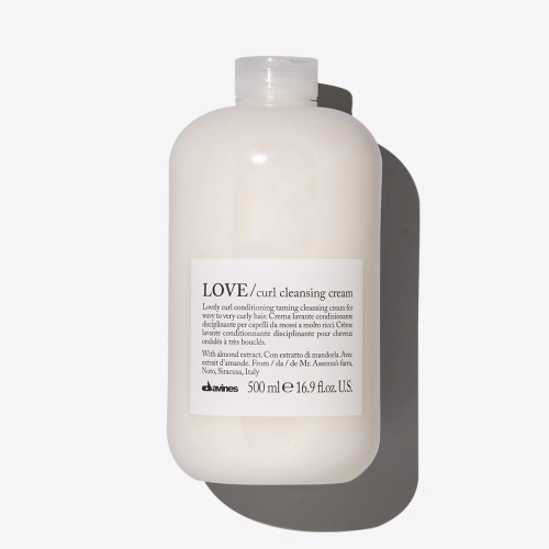 Davines_ESSENTIAL_HAIRCARE_LOVE_CURL_Cleansing_Cream_500ml.png